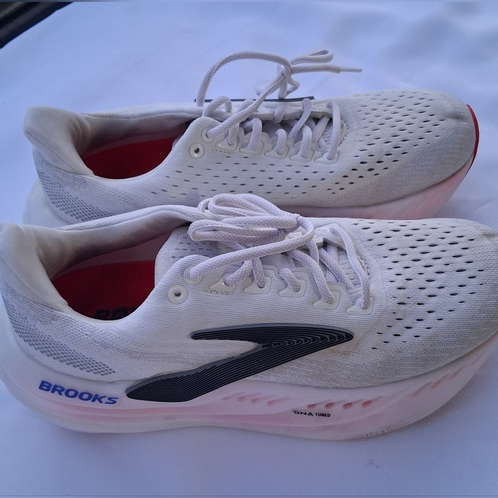 Brooks Women's White Running Shoes with Pink Midsole and Red Insole